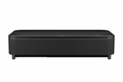 EH-QS100B : Projecteur 4K PRO-UHD ultracourte focale avec 4500 lumens de luminosité et commandes IP pour une expérience de divertissement immersive.