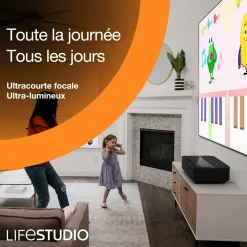Epson Lifestudio Grand EH-LS670B, Projecteur laser intelligent à ultracourte focale, 4K PRO-UHD, 3 600 lumens, Sound by Bose, Google TV, écran de 120 pouces, garantie de 5 ans