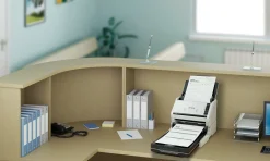 Le scanner recto verso automatique WorkForce DS-530III permet de numériser rapidement les documents professionnels